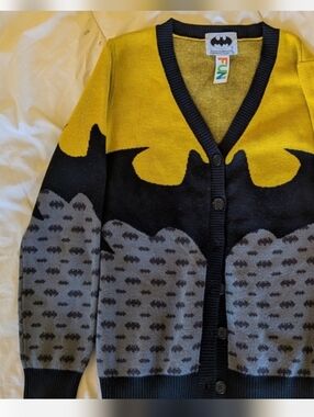 Batman Batgirl Yellow and Black Knit Cardigan